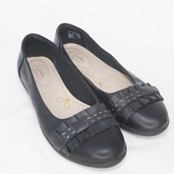 Clarks Sumerset Black Round-Toe Flats, Size 7 - Picture 8 of 8